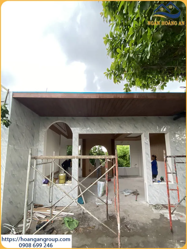 Mẫu Tấm Ốp Trần Gỗ Nhựa Ngoài Trời Đẹp Nhât Tại Bình Chánh TPHCM