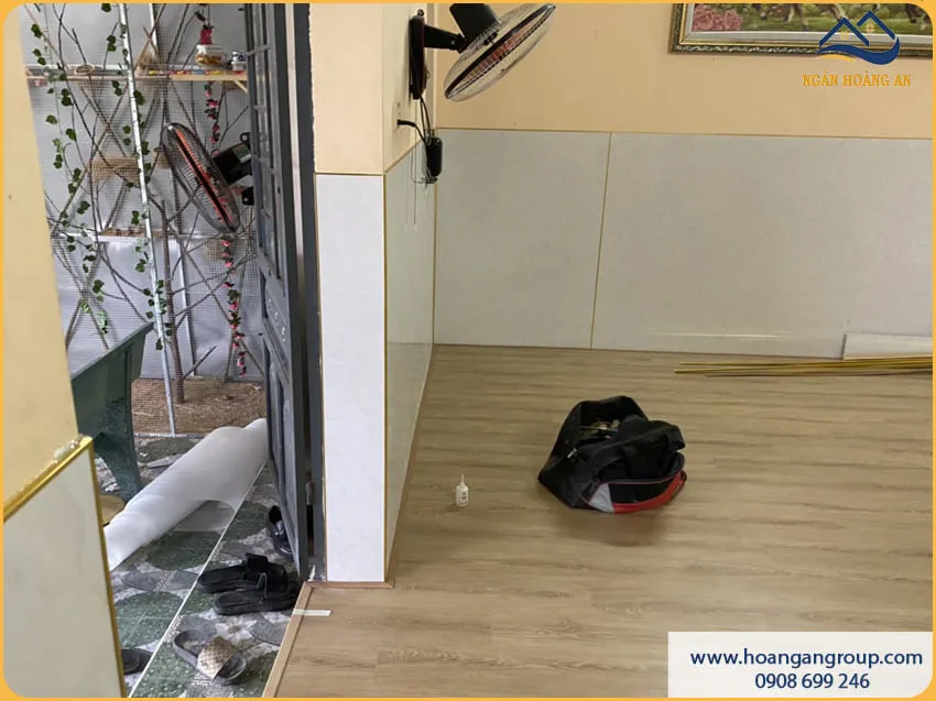 Nhà Ở Thêm Sang Trọng Với Sàn Nhựa Hèm Khoá Màu Gỗ Nhà Ở Thêm Sang Trọng Với Sàn Nhựa Hèm Khoá Màu Gỗ
