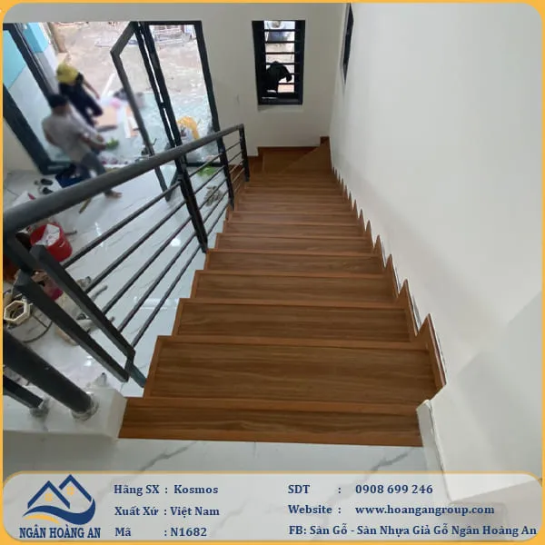 Sàn Nhựa Giả Gỗ Hèm Khóa Kosmos N1682 Tại Quận 2 TPHCM Sàn Nhựa Giả Gỗ Hèm Khóa Kosmos N1682 Tại Quận 2 TPHCM