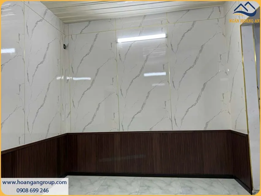 Lam Sóng Giả Gỗ Tạo Điểm Nhấn Cho Phòng Khách