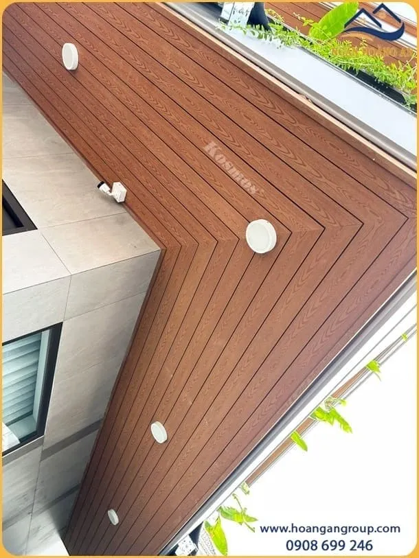 Ốp Trần Gỗ Nhựa Ngoài Trời Đẹp Cho Mái Hiên
