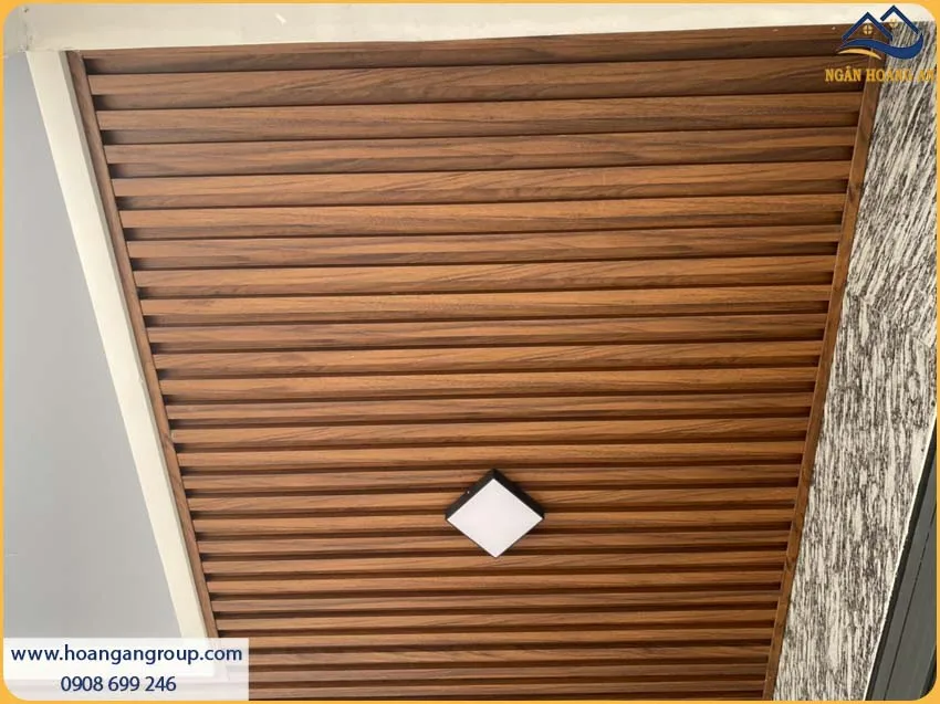 Thi Công Ốp Trần Lam 3 Sóng Cao Kosmos Tạo Nên Sự Sang Trọng Thi Công Ốp Trần Lam 3 Sóng Cao Kosmos Tạo Nên Sự Sang Trọng