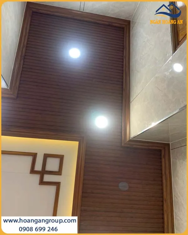 Thi Công Lam Sóng Nhựa Kosmos 4S150X9-008 Không Bám Bụi, Dễ Lau Chùi