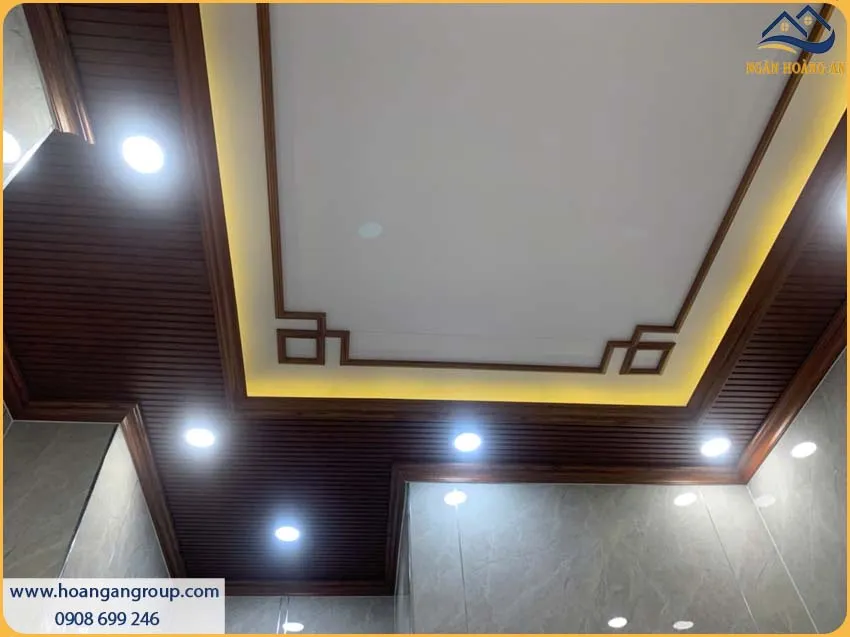 Thi Công Tấm Nhựa Lam Sóng Thấp Kosmos 4S150X9-008 Cho Trần Nhà