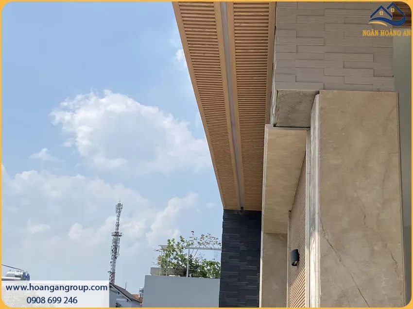 Lam 5 Sóng Giả Gỗ IWood Giúp Tạo Không Gian Ngoại Thất Hoàn Hảo Lam 5 Sóng Giả Gỗ IWood Giúp Tạo Không Gian Ngoại Thất Hoàn Hảo