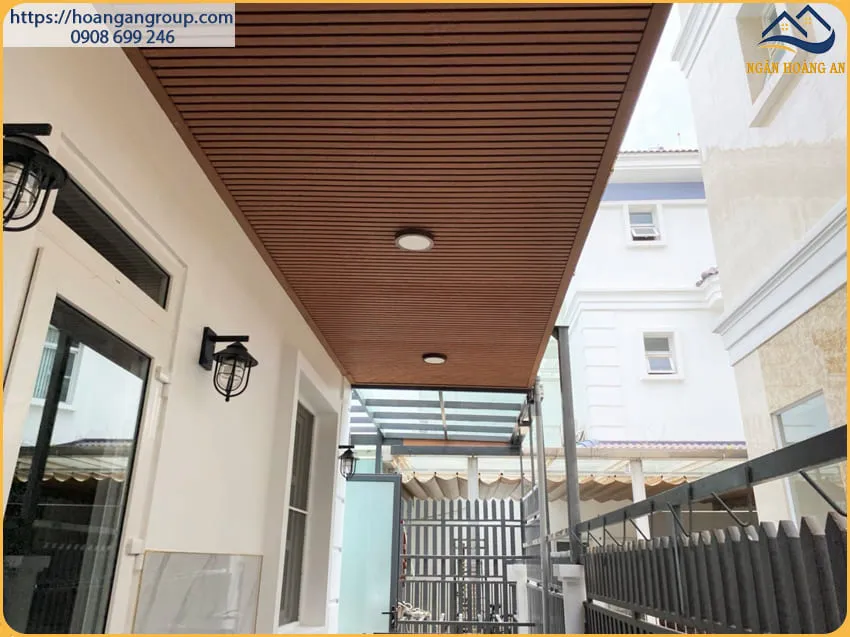 Ốp Trần Lam Sóng Gỗ Nhựa Ngoài Trời Uy Tín Tại Quận 1 TPHCM