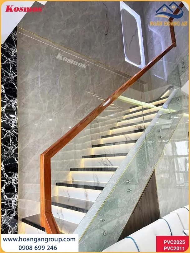 Tường Nhà Được Ốp Bởi Tấm PVC Nhựa Giả Bê Tông Độc Đáo