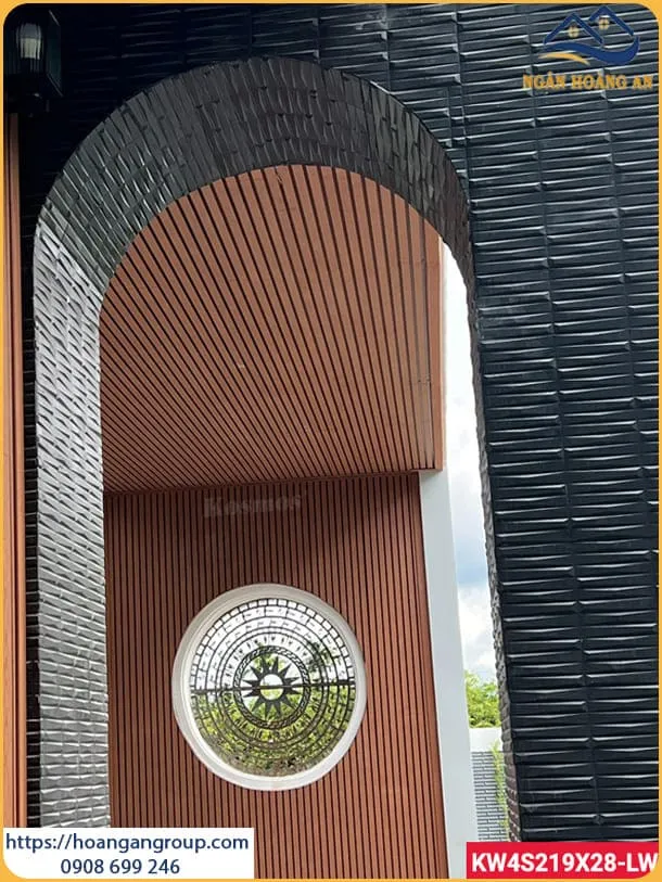 Ốp Tường Lam Sóng Gỗ Nhựa Ngoài Trời Tại Quận 2 TPHCM Ốp Tường Lam Sóng Gỗ Nhựa Ngoài Trời Tại Quận 2 TPHCM