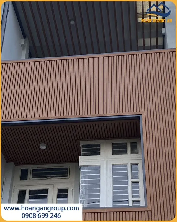 Ốp Tường Lam Sóng Ngoài Trời Kosmos Màu Light Wood 