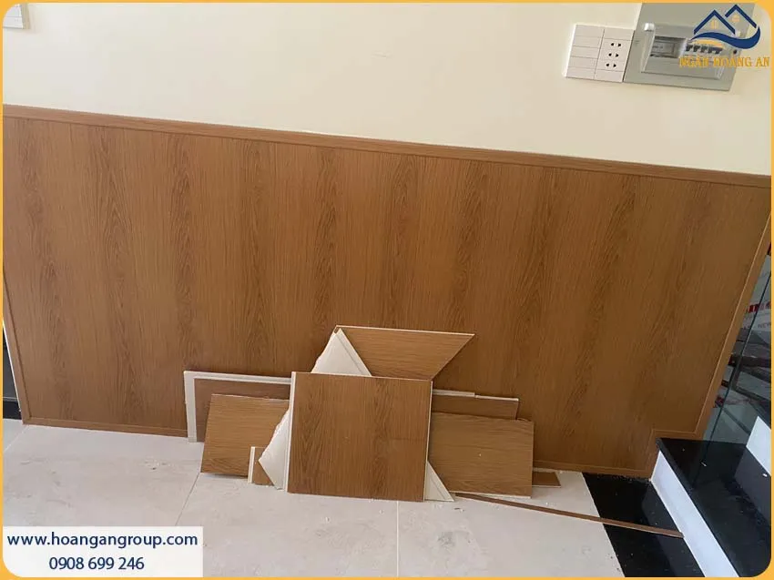 Ốp Tường Lamri Nano Giả Gỗ Hiện Đại Cho Không Gian Nội Thất Ốp Tường Lamri Nano Giả Gỗ Hiện Đại Cho Không Gian Nội Thất