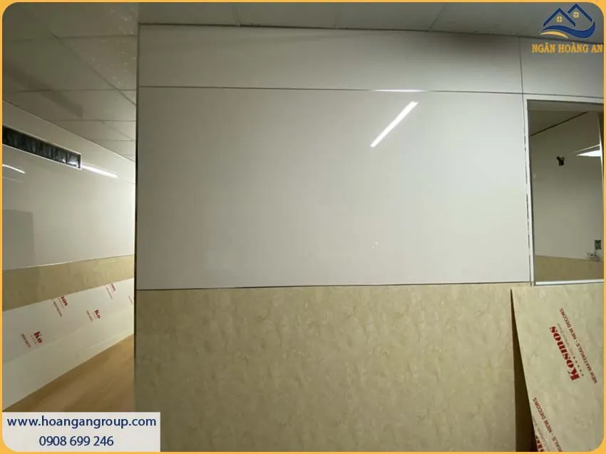 Thi Công Ốp Tường Lamri PVC Giả Đá Kosmos Tạo Nên Sự Sang Trọng Thi Công Ốp Tường Lamri PVC Giả Đá Kosmos Tạo Nên Sự Sang Trọng