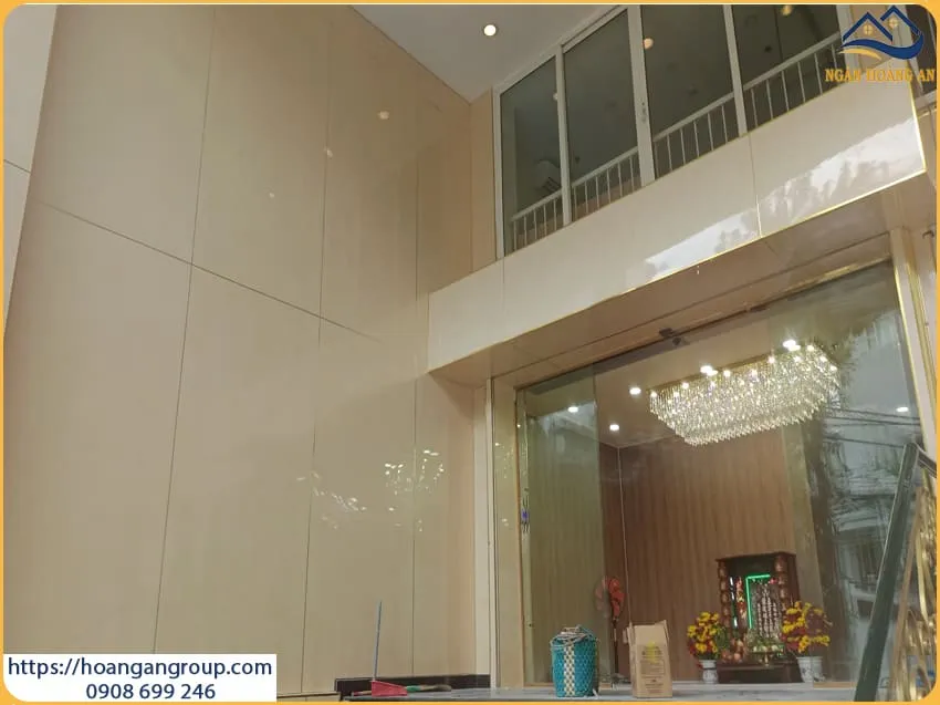 Ốp Tường Nhựa Giả Đá Cho Mái Hiên Công Ty Tại Bình Thạnh TPHCM