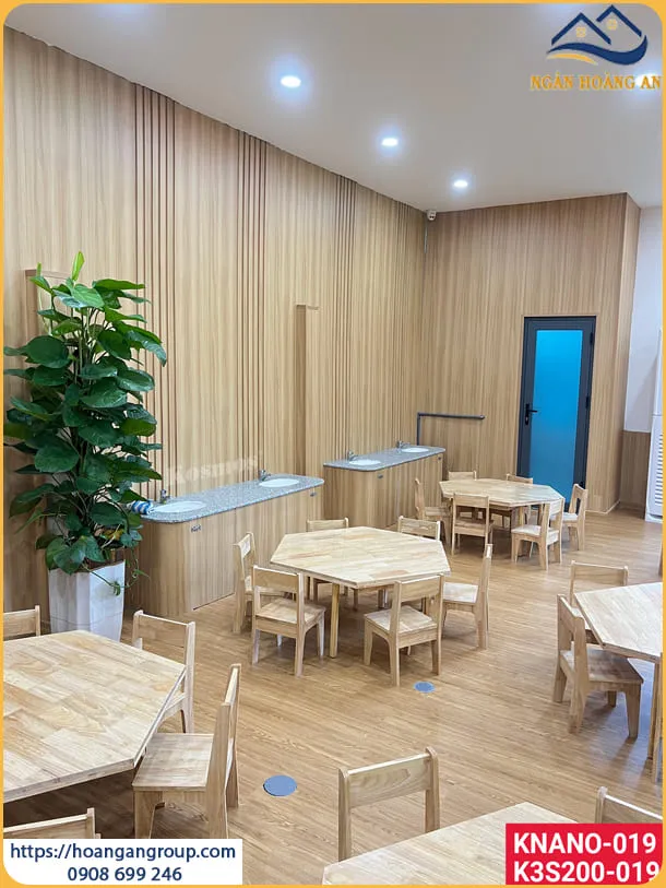 Ốp Tường Nhựa Lam Sóng Nano Giả Gỗ Tại Thủ Đức TPHCM