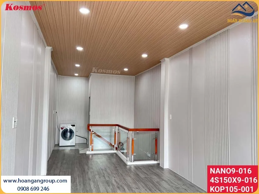 Thi Công Ốp Tường Tấm Ốp Nano Màu Trắng Cùng Với Lam Sóng Màu Trắng 