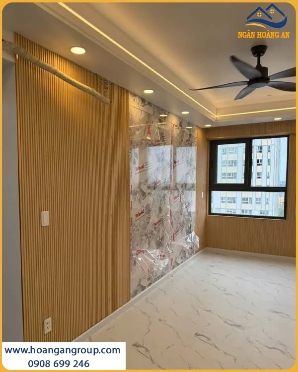 Khách Hàng Tại TPHCM Tin Dùng Lam Sóng Than Tre IWood Nhựa Giả Gỗ Khách Hàng Tại TPHCM Tin Dùng Lam Sóng Than Tre IWood Nhựa Giả Gỗ