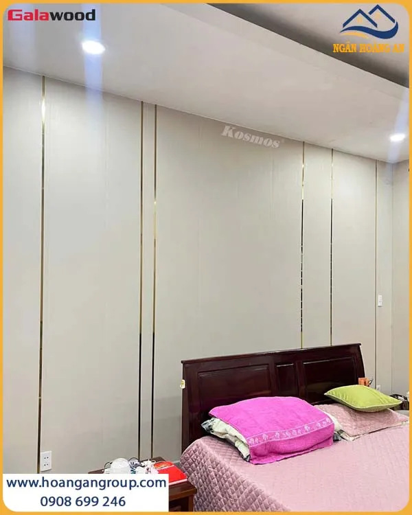 Mẫu Phòng Ngủ Ốp Tấm Nano Giả Gỗ Được Yêu Thích