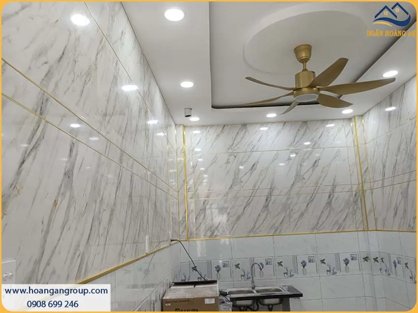 Thi Công Ốp Tường PVC Giả Đá Hobiwood VD2624 Tạo Nên Sự Sang Trọng