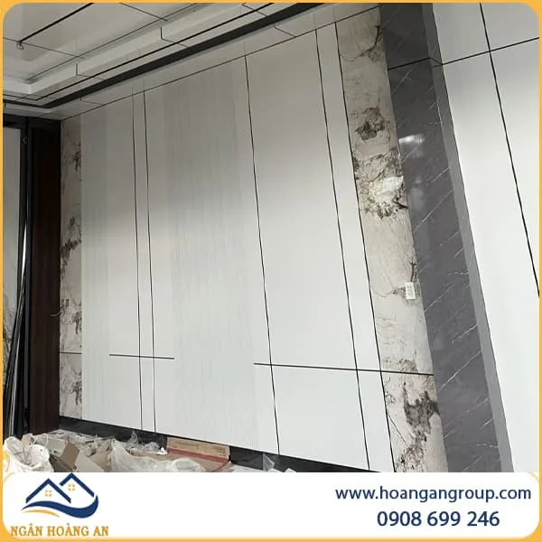 Ốp Tường Trần Bằng Tấm Ốp Than Tre Kosmos Tại Quận 12 TPHCM