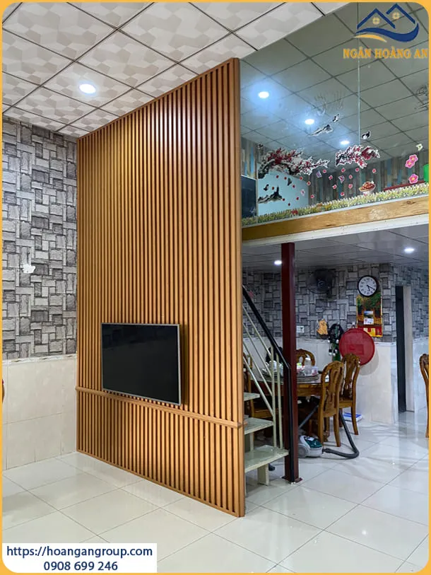 Ốp Vách Ngăn Nhựa Giả Gỗ Tại Quận 11 TPHCM