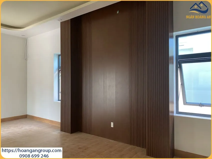 Ốp Vách Tivi Lam Sóng Nano Nhựa Giả Gỗ Tại Nhơn Trạch TPHCM