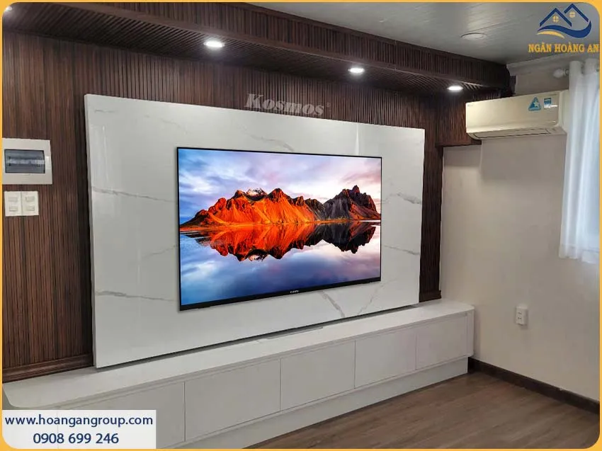 Mẫu Vách Tivi Đẹp Phù Hợp Nhà Phố Hiện Đại