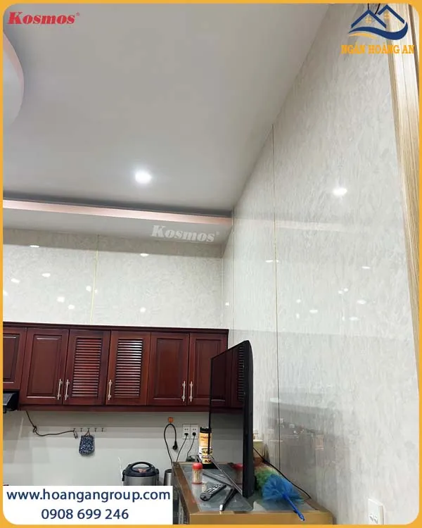 Mẫu Ốp Tường Bếp PVC Giả Đá Tạo Điểm Nhấn Hiện Đại Mẫu Ốp Tường Bếp PVC Giả Đá Tạo Điểm Nhấn Hiện Đại