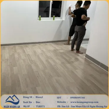 Bàn Giao Sàn Gỗ Công Nghiệp Binyl TLK071 Tại Quận 1 TP HCM