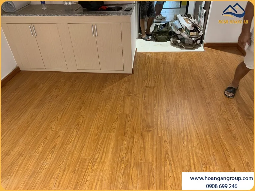 Chọn Màu Sàn Gỗ Công Nghiệp Phù Hợp Phòng Bếp