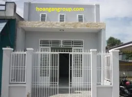 Lắp Đặt Sàn Gỗ Công Nghiệp Lamton D2300 Tại Nhơn Trạch, Đồng Nai
