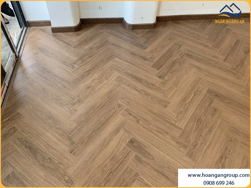 Mẫu Sàn Gỗ Xương Cá Được Ưa Chuộng Cho Phòng Khách