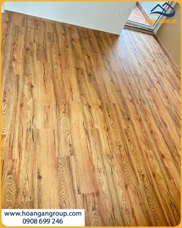 Sàn Hèm Khóa THFLoor HS8012 Tạo Cảm Giác Êm Ái, Dễ Làm Sạch