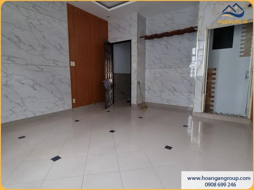 Sàn Nhà Trước Khi Thi Công Lát Sàn Nhựa Hèm Khoá