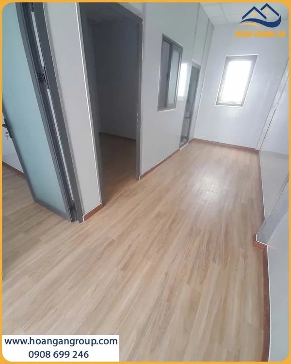 Sàn Nhựa Dán Keo Giả Gỗ Cho Căn Hộ Phong Cách Tối Giản