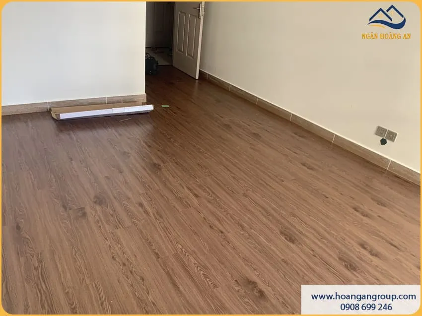 Sàn Nhựa Dán Keo Giúp Không Gian Sống Gọn Gàng