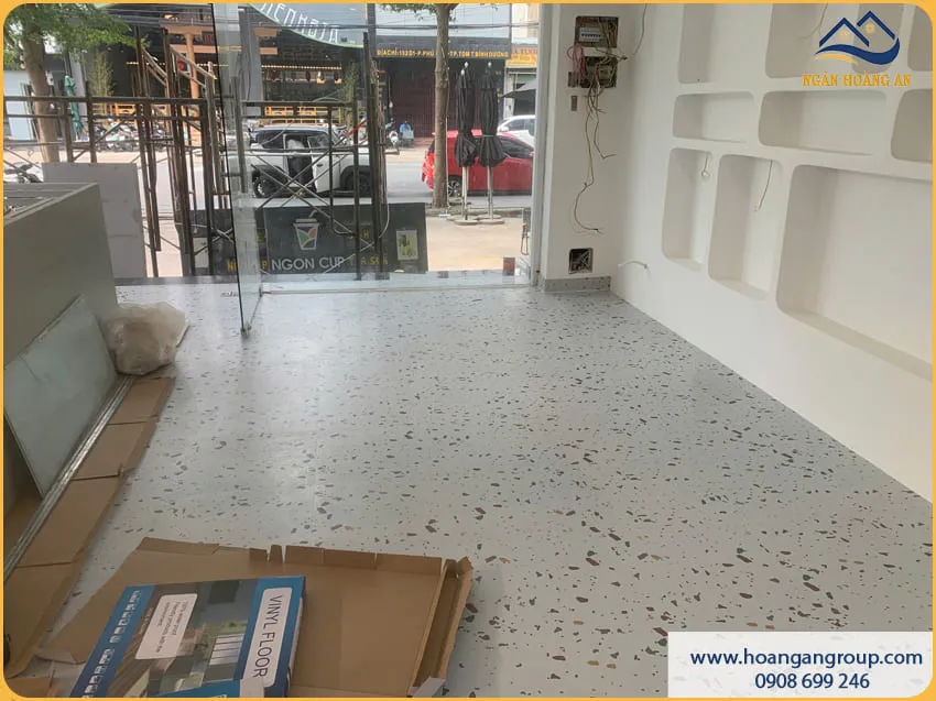 Sàn Nhựa Dán Keo MSFloor W309 Lót Cửa Hàng