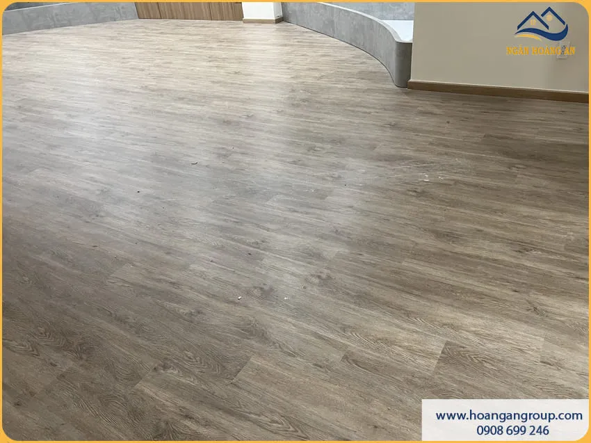 Sàn Nhựa Hèm Khoá Charm Wood SPC04 – Giải Pháp Đẹp Cho Nhà Ở