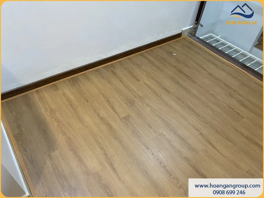 Sàn Nhựa Hèm Khoá Chống Trơn Trượt Cho Gia Đình Có Trẻ Nhỏ