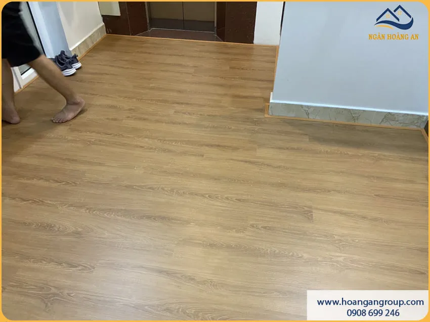 Sàn Nhựa Hèm Khoá Tạo Cảm Giác Ấm Cúng Cho Căn Hộ
