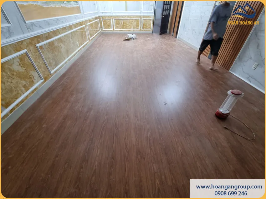 Sàn Nhựa Hèm Khoá Tạo Cảm Giác Ấm Cúng