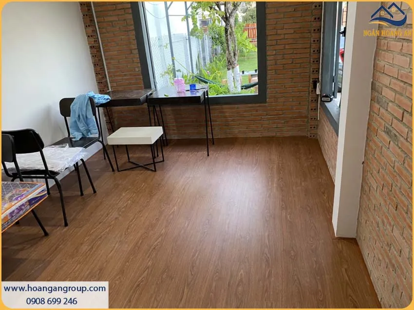 Xu Hướng Decor Homestay Với Sàn Nhựa Hèm Khóa Giả Gỗ