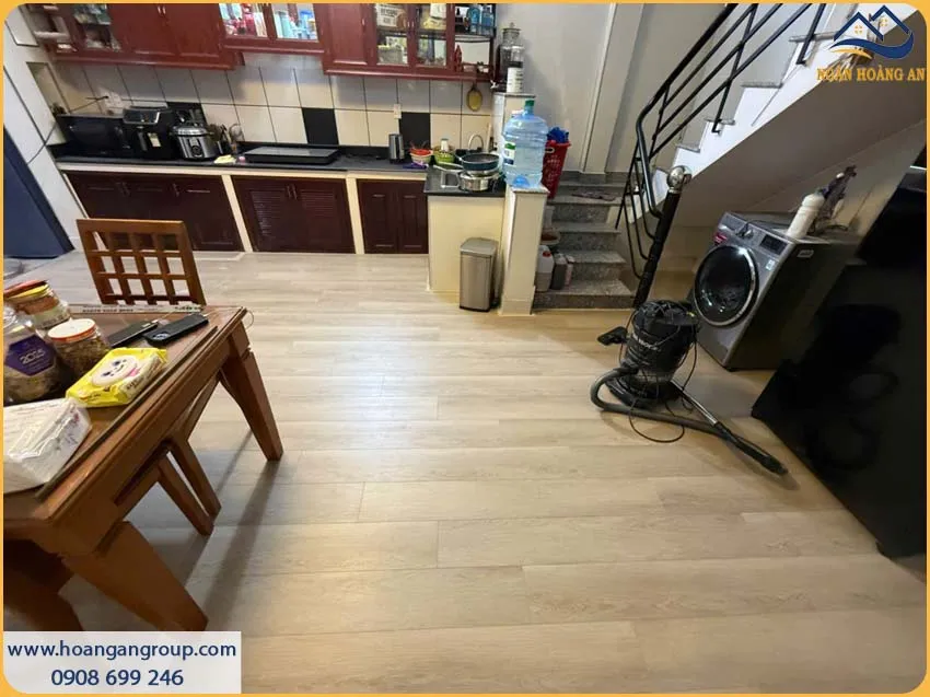 Sàn Nhựa Hobiwood HS74 Tạo Nền Không Gian Sống Hiện Đại