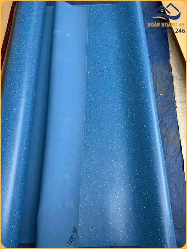 Sàn Vinyl Đồng Nhất Flanka 2mm FL-666 Xanh Cobalt Đốm