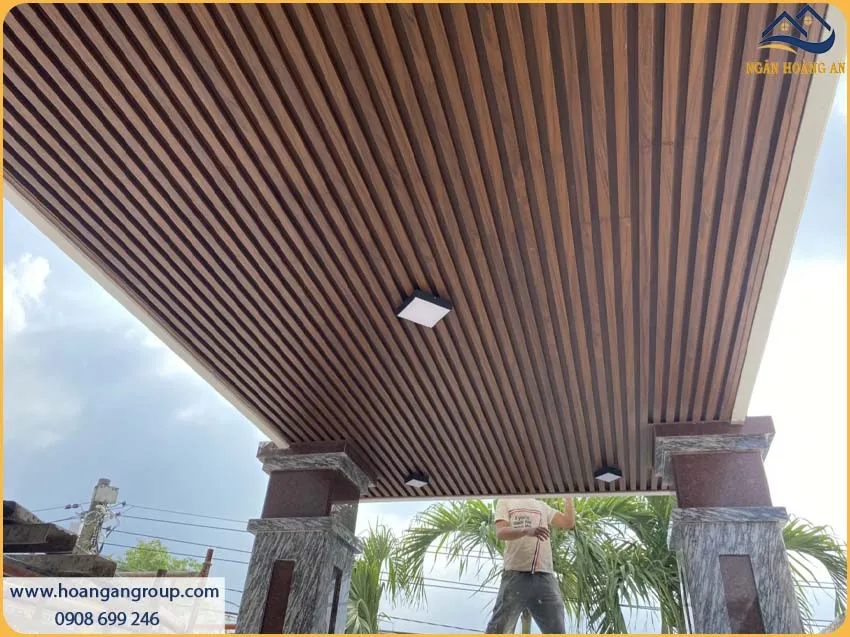 Tấm Lam Sóng Nhựa Giả Gỗ Kosmos Vân Gỗ Sắc Nét Sang Trọng Tấm Lam Sóng Nhựa Giả Gỗ Kosmos Vân Gỗ Sắc Nét Sang Trọng