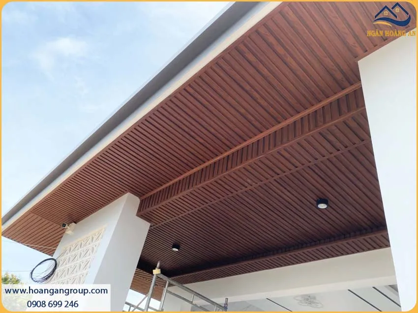 Ốp Trần Lam Sóng Thấp Kosmos 3S200X15-009 Điểm Nhấn Cho Không Gian