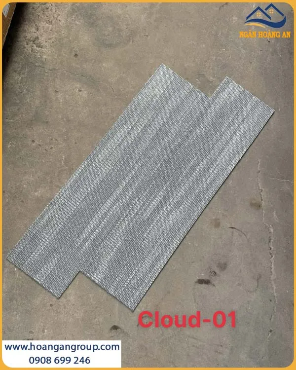 Thảm Tấm PVC Chống Ẩm Cloud 33x100cm 01 Vân Xám Trơn