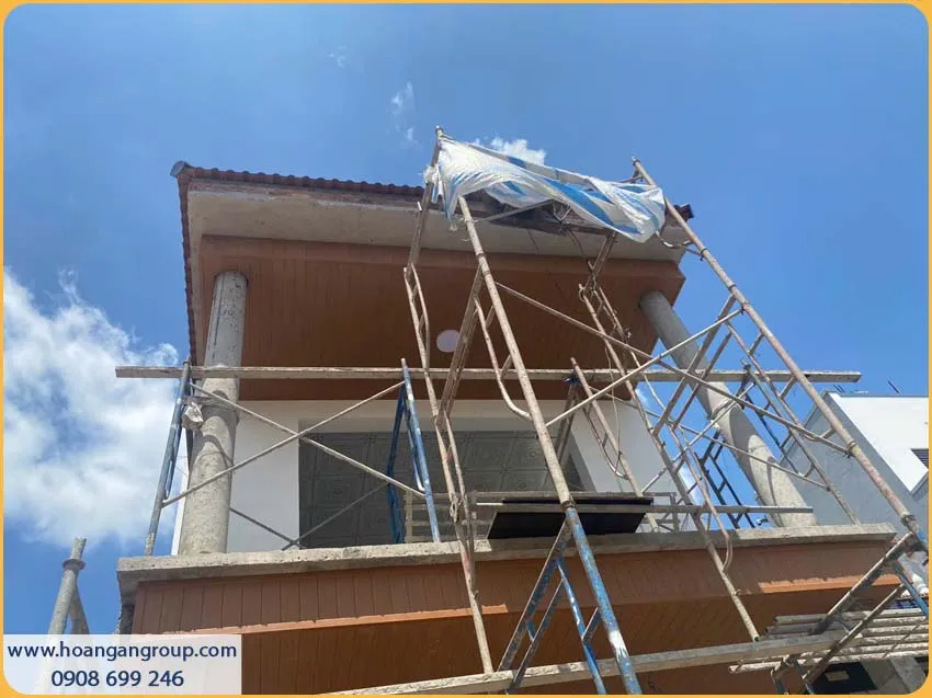 Tấm Ốp Gỗ Nhựa ASA Kosmos OP113X16 Cho Khu Vực Trần Ngoài Trời