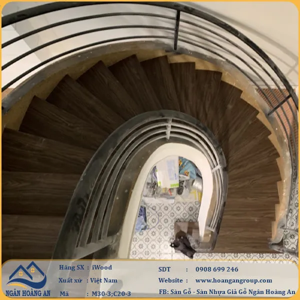 Cầu Thang Bằng Mặt Bậc Cầu Thang Nhựa Giả Gỗ iWood Tại Q10 TPHCM Cầu Thang Bằng Mặt Bậc Cầu Thang Nhựa Giả Gỗ iWood Tại Q10 TPHCM