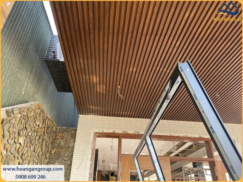 Thi Công Tấm Nhựa Lam Sóng Cao Kháng Mối, Chống Ẩm Và Chống Thấm