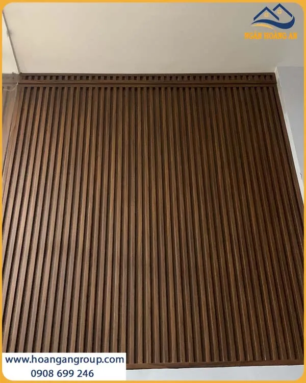 Tấm Nhựa Lam Sóng Giả Gỗ 4S200X25-009 Có Khả Năng Cách Âm, Cách Nhiệt Tốt Tấm Nhựa Lam Sóng Giả Gỗ 4S200X25-009 Có Khả Năng Cách Âm, Cách Nhiệt Tốt