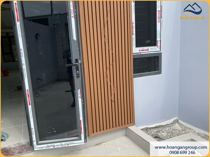 Thi Công Lam Sóng Ngoài Trời Kosmos Cho Mặt Tiền Nhà Thi Công Lam Sóng Ngoài Trời Kosmos Cho Mặt Tiền Nhà